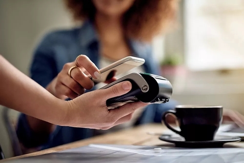 Compare Small Business Checking Account Options from Bank OZK | Bank OZK